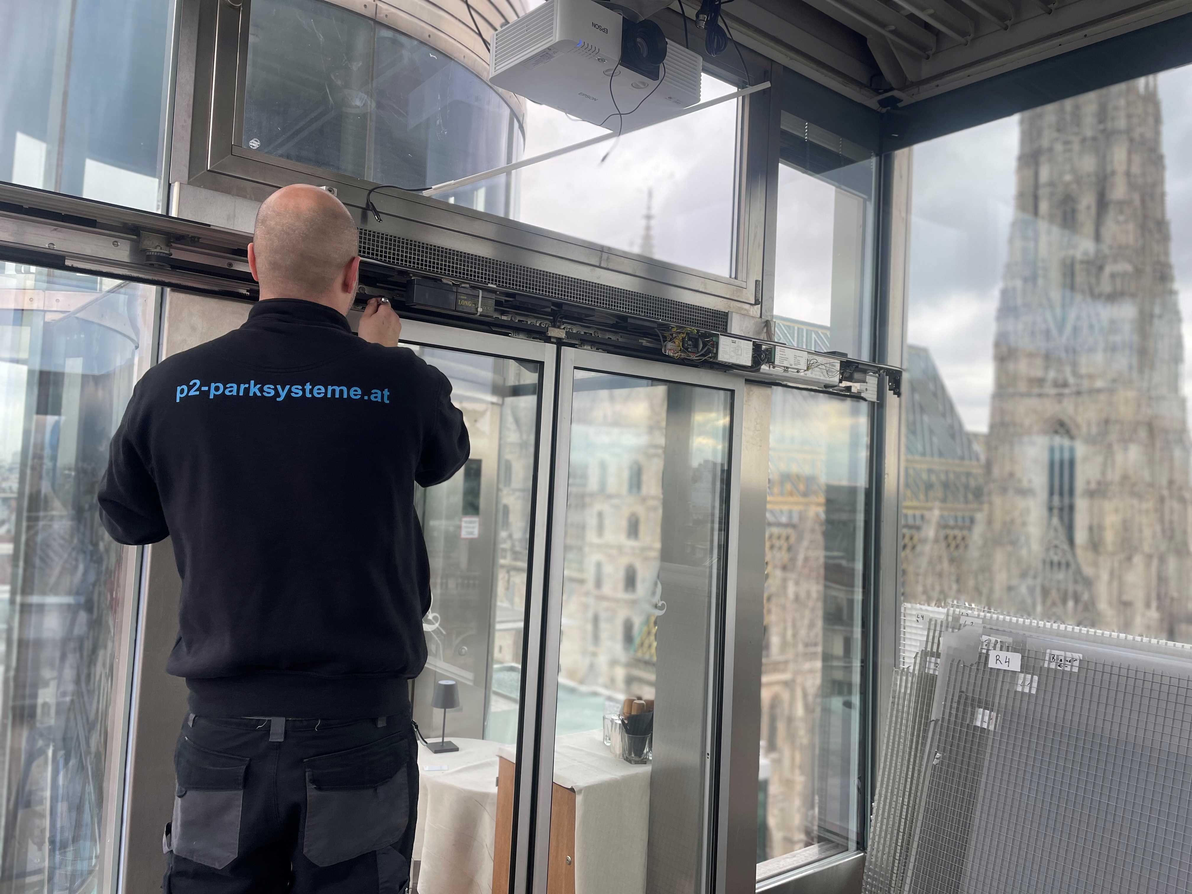 Schiebetüren Wartung & Reparatur